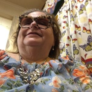 Meet your Posher, Patricia